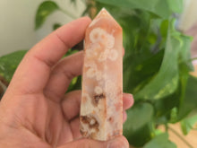 Load image into Gallery viewer, Carnelian flower Agate Tower