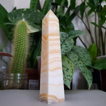 Load image into Gallery viewer, Yellow Calcite Tower (A)
