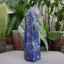 Load image into Gallery viewer, Sodalite Tower (B)