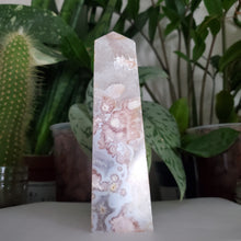 Load image into Gallery viewer, Flower Agate Tower (B)