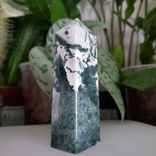Load image into Gallery viewer, Moss Agate Tower (B)