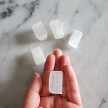 Load image into Gallery viewer, Selenite Cube - Tumble Stone