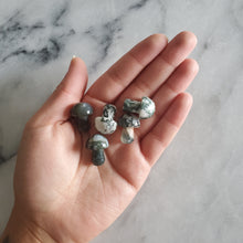 Load image into Gallery viewer, Moss Agate Mushroom