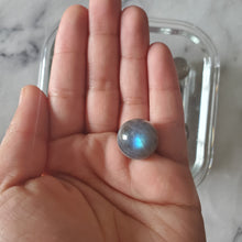 Load image into Gallery viewer, Labradorite Mini Sphere