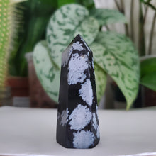 Load image into Gallery viewer, Snowflake Obsidian Tower (Short)