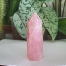 Load image into Gallery viewer, Rose Quartz Tower (R10B)
