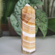 Load image into Gallery viewer, Yellow Calcite Tower