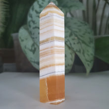 Load image into Gallery viewer, Yellow Calcite Tower (W15A)