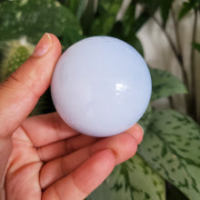 Load image into Gallery viewer, Blue Chalcedony Sphere