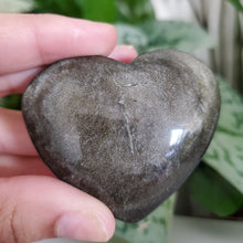 Load image into Gallery viewer, Golden Obsidian Heart (A)