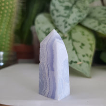 Load image into Gallery viewer, Blue Lace Agate Tower (B30B)