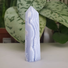 Load image into Gallery viewer, Blue Lace Agate Tower (B35C)