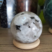 Load image into Gallery viewer, Moonstone Sphere (A)