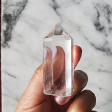 Load image into Gallery viewer, Clear Quartz Tower