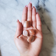 Load image into Gallery viewer, Peach Moonstone Tumble Stone