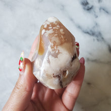 Load image into Gallery viewer, Carnelian flower Agate Flame (C)