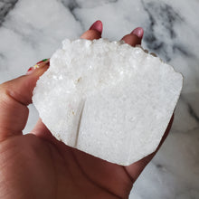 Load image into Gallery viewer, Clear quartz cluster (B)