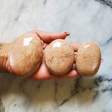 Load image into Gallery viewer, Peach Moonstone Palm stone