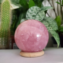 Load image into Gallery viewer, Rose Quartz Sphere