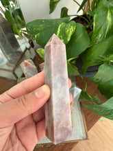Load image into Gallery viewer, Indian Agate Tower
