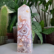 Load image into Gallery viewer, Flower Agate Tower (B)
