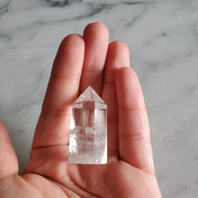 Load image into Gallery viewer, Clear Quartz Tower (A)
