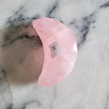 Load image into Gallery viewer, Rose Quartz Moon (A)
