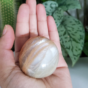 Peach Moonstone Palm Stone (A)