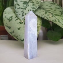 Load image into Gallery viewer, Blue Lace Agate Tower (B15)
