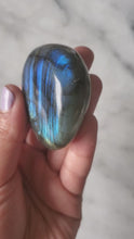 Load and play video in Gallery viewer, Labradorite Palm
